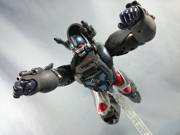 Masterpiece MP 32 Optimus Primal First In Hand Photos 11 (11 of 12)